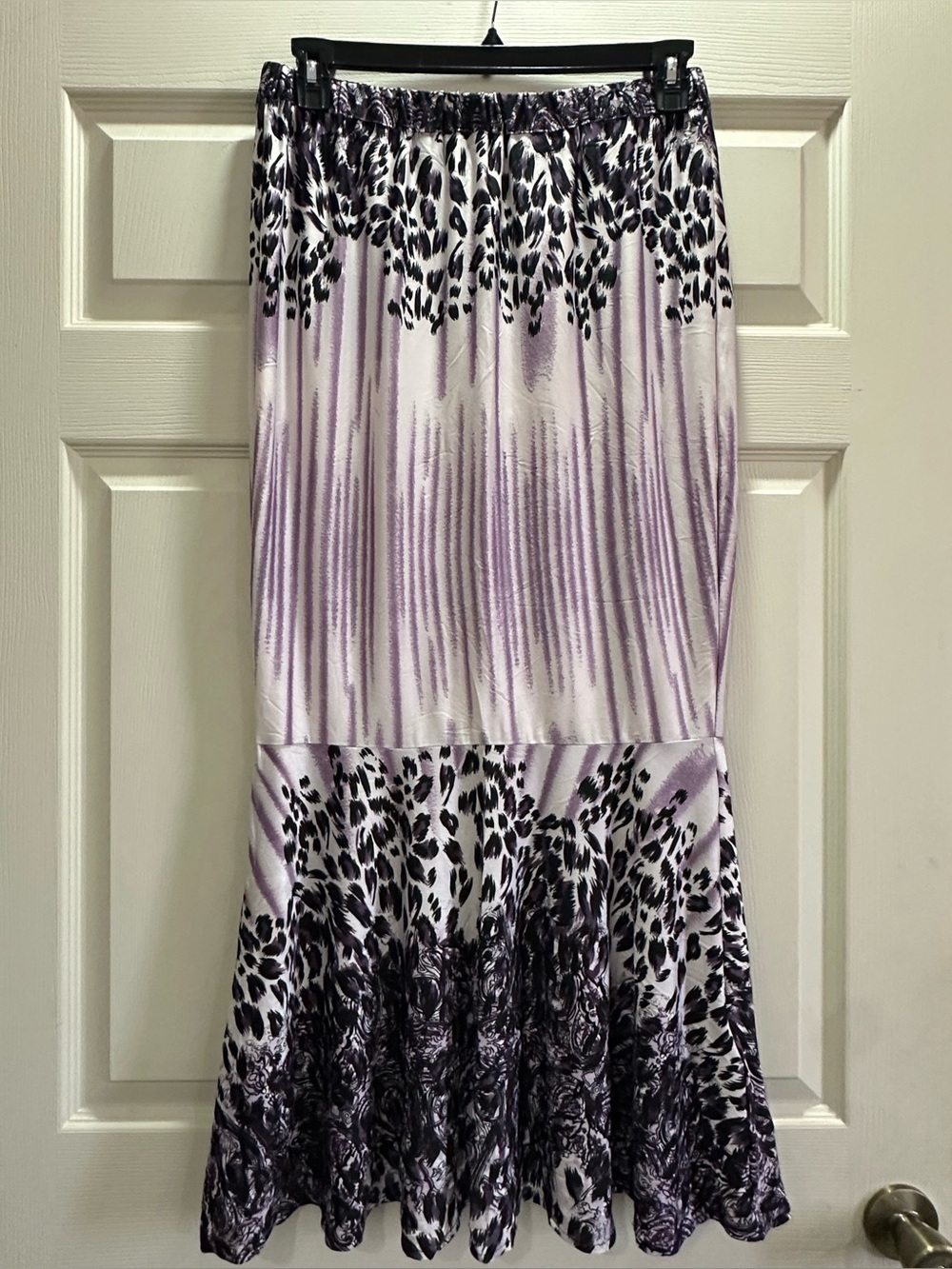 VENUS Lavender and Black Animal-Print Maxi Skirt